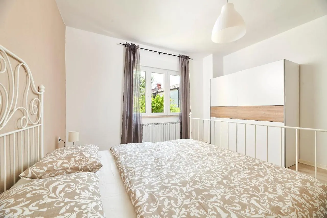 Belvedere Apartments Umag