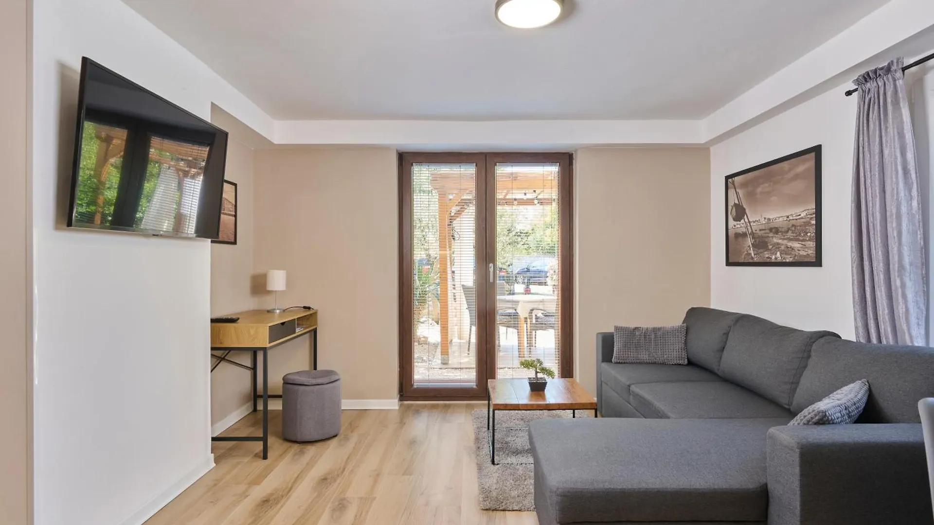 Belvedere Apartments Umag